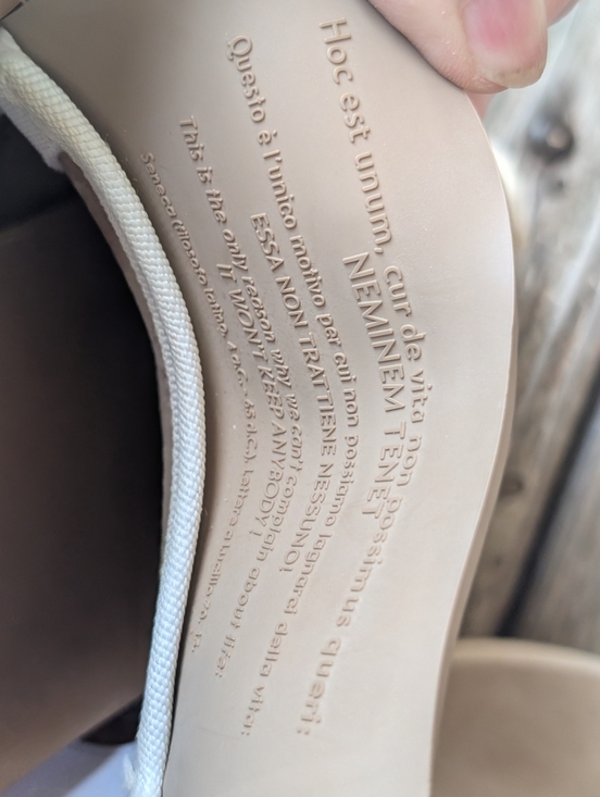 sttw0726dvg03_03_003_530x@2x.  Like New EsseUtEsse Size 40 Leather Shoes